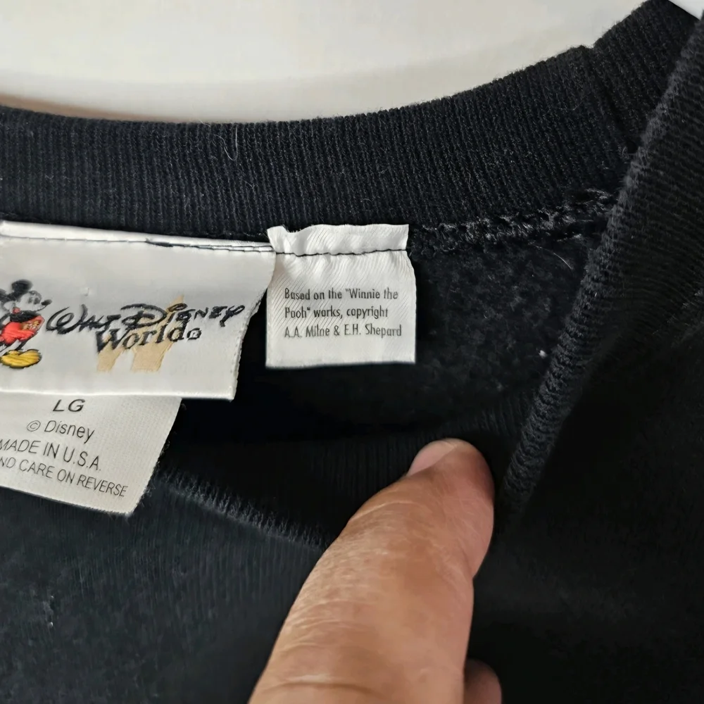 Vintage 90's Walt Disney World Graphic Sweatshirt Large Black Soft Crewneck USA - Picture 3 of 4